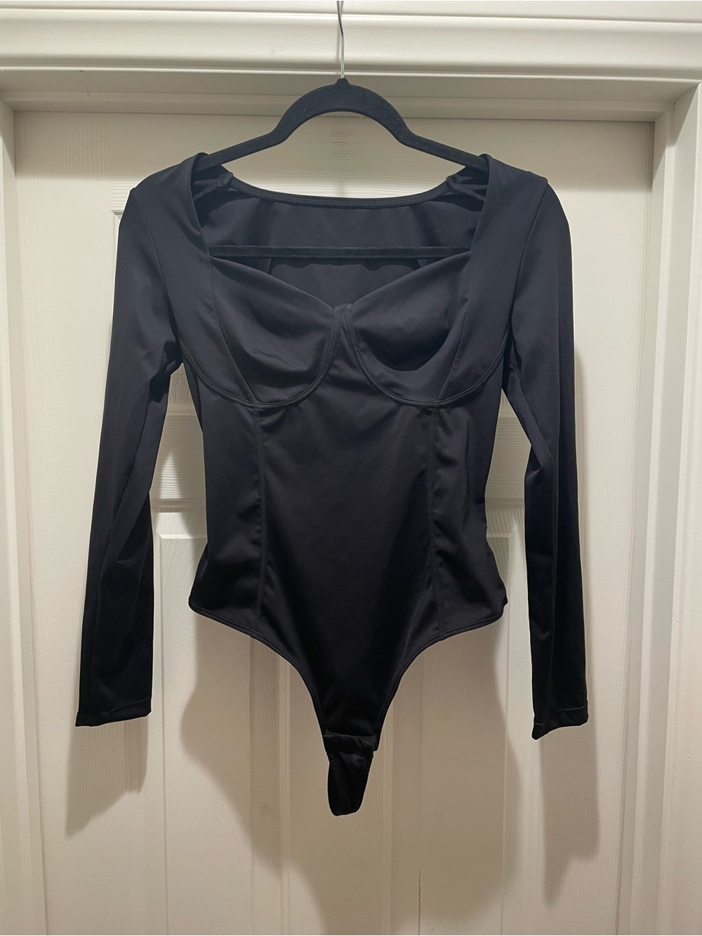 Long Sleeve Thong Bodysuit Shapewear Women’s Size M Black